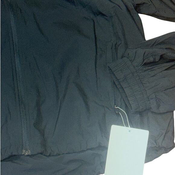 Lululemon NWT License to Train Lightweight Jacket Black Full Zip Athletic Fit - Picture 11 of 16